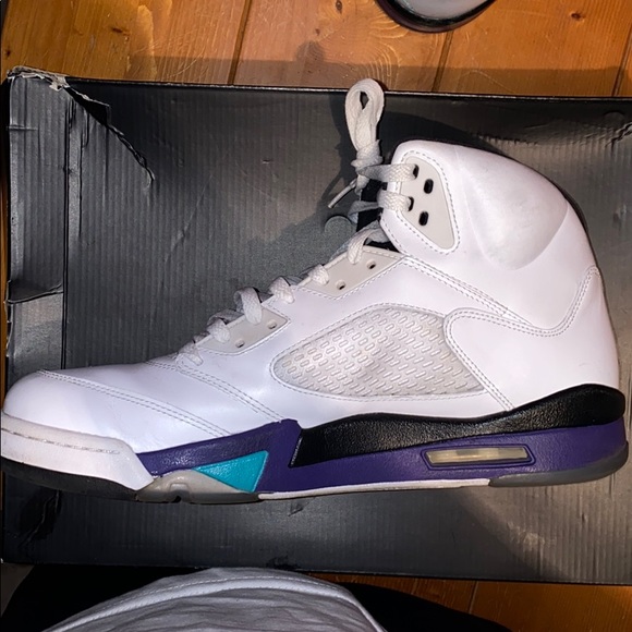 Retro Jordan 5 Grapes  (2013 Release) - Picture 6 of 6